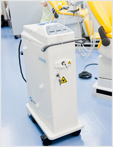 Nd-YAGレーザー Nd-YAGレーザー